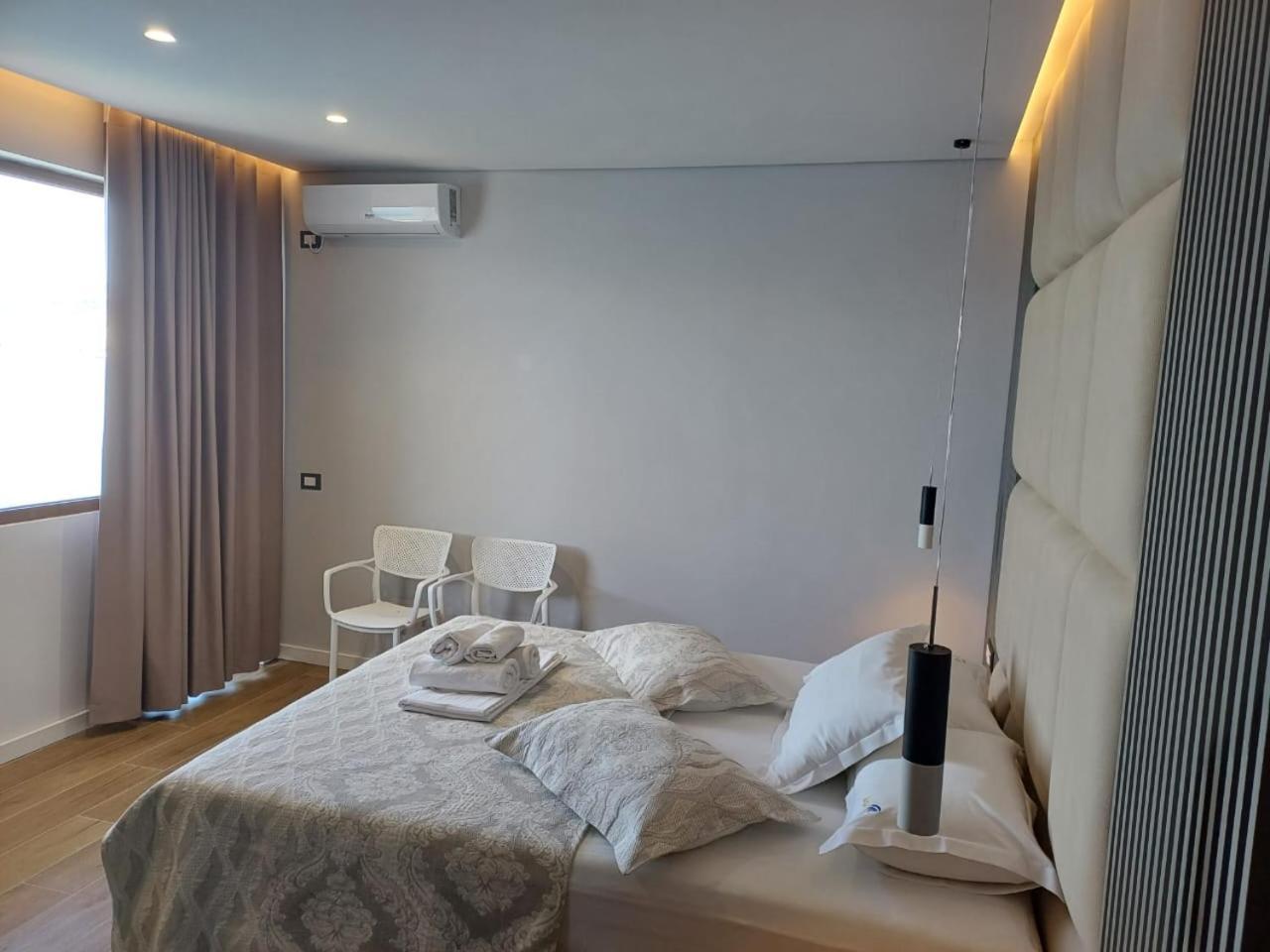 Blue Bay Hotel Sarande Ngoại thất bức ảnh