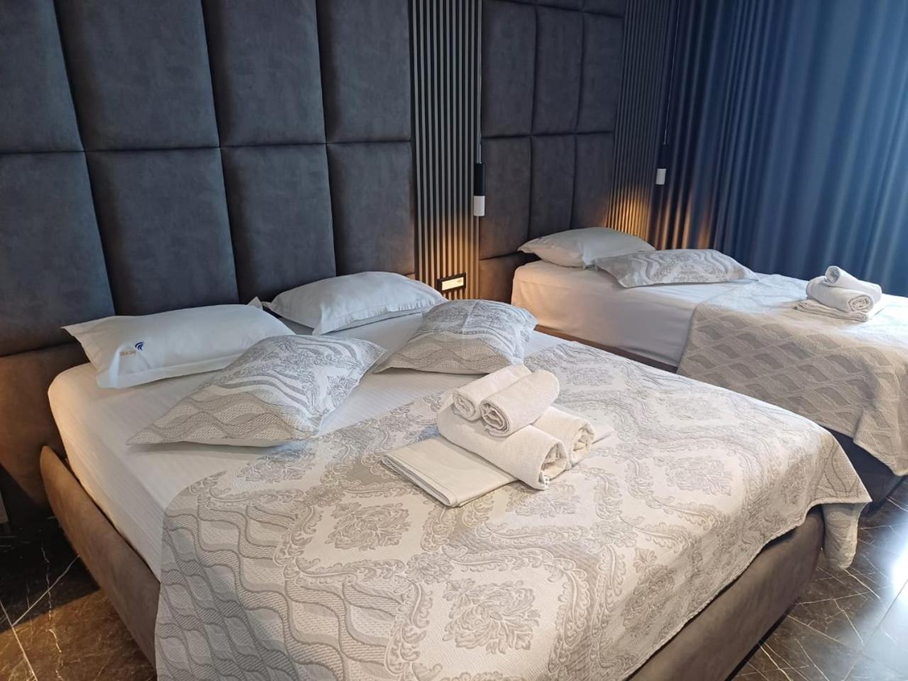 Blue Bay Hotel Sarande Ngoại thất bức ảnh