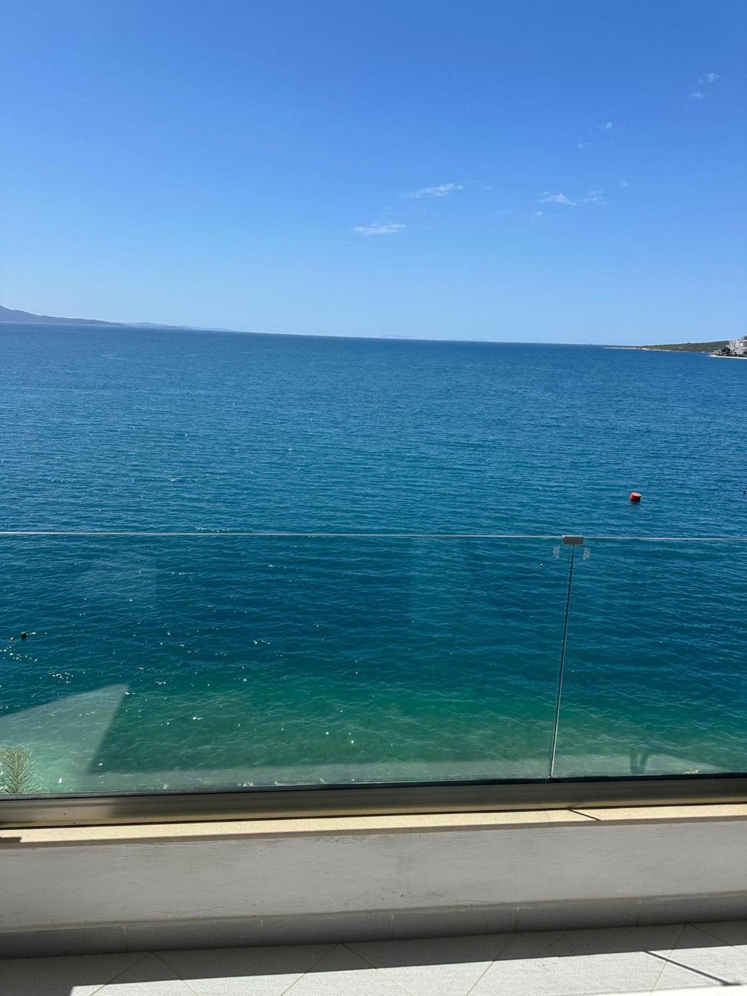 Blue Bay Hotel Sarande Ngoại thất bức ảnh