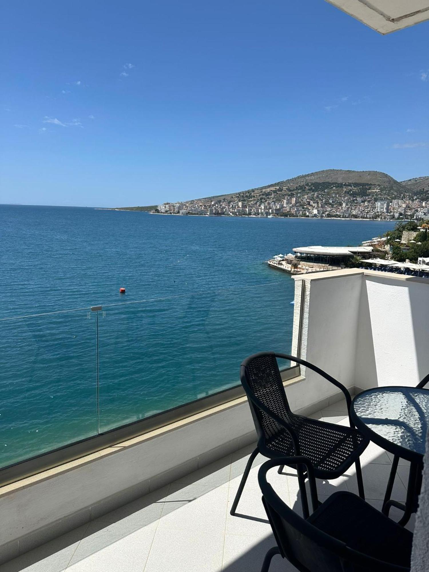 Blue Bay Hotel Sarande Ngoại thất bức ảnh