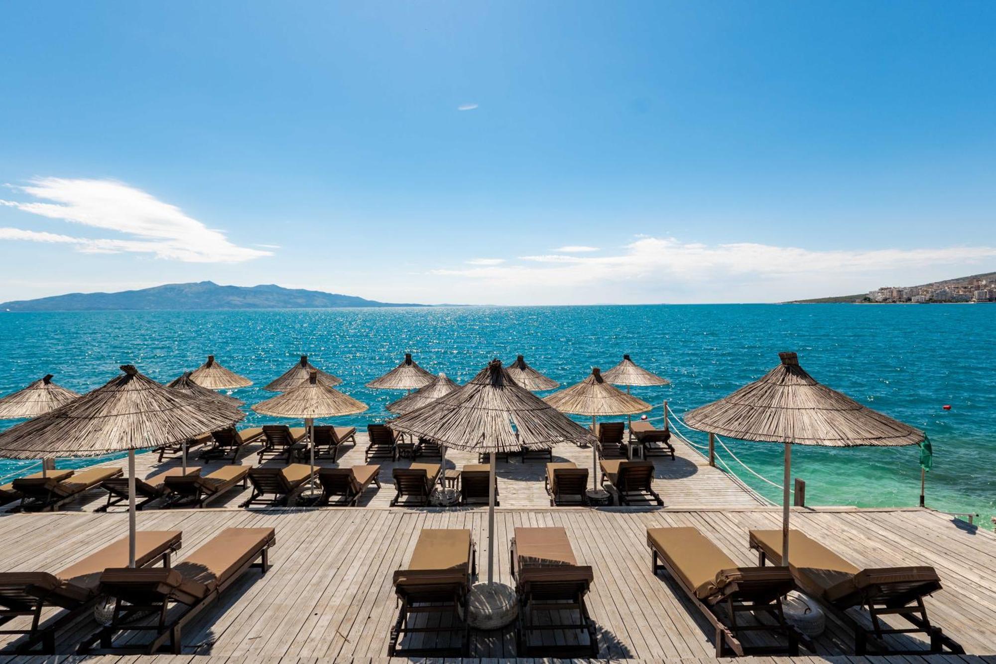 Blue Bay Hotel Sarande Ngoại thất bức ảnh