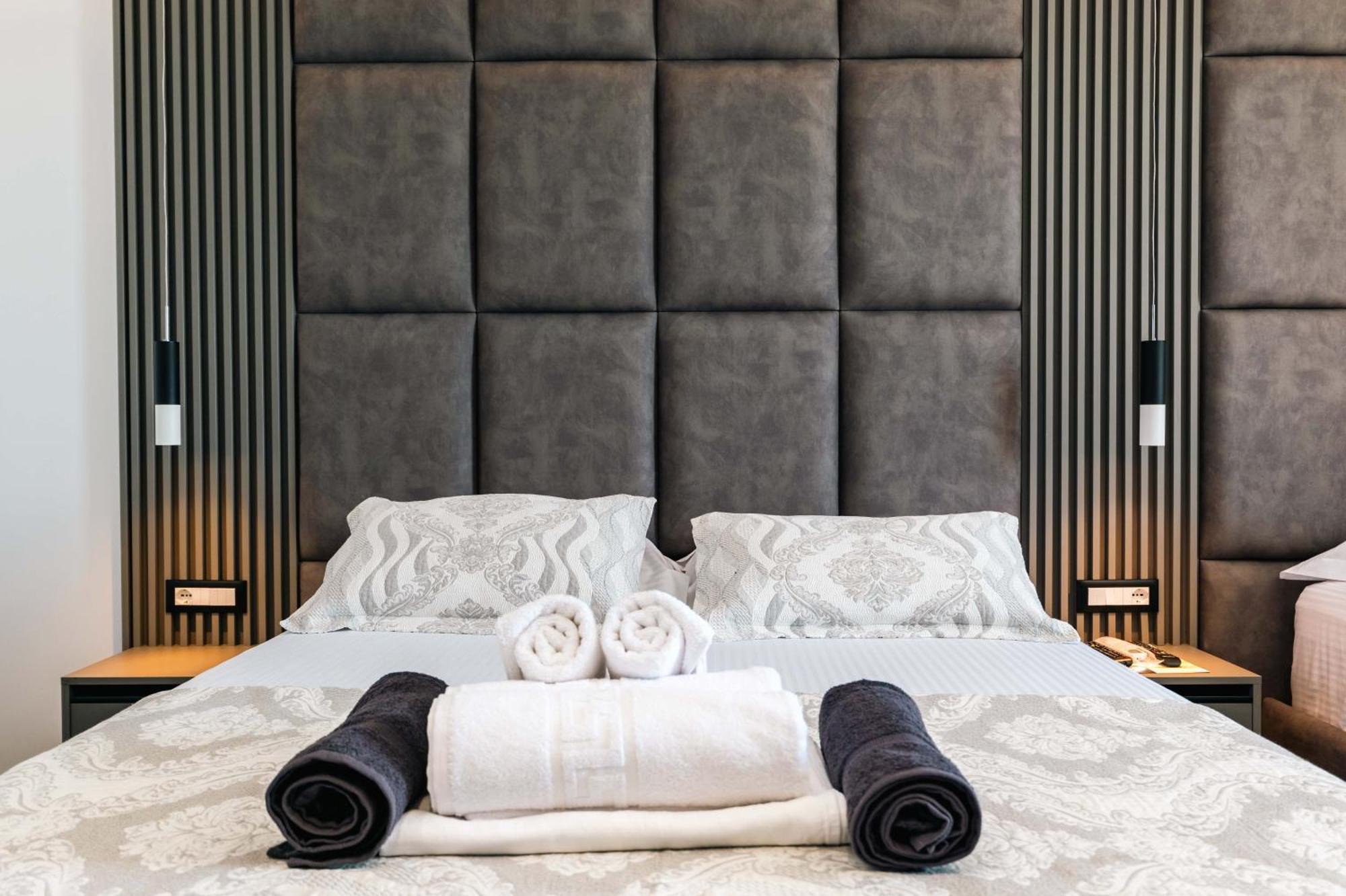 Blue Bay Hotel Sarande Ngoại thất bức ảnh