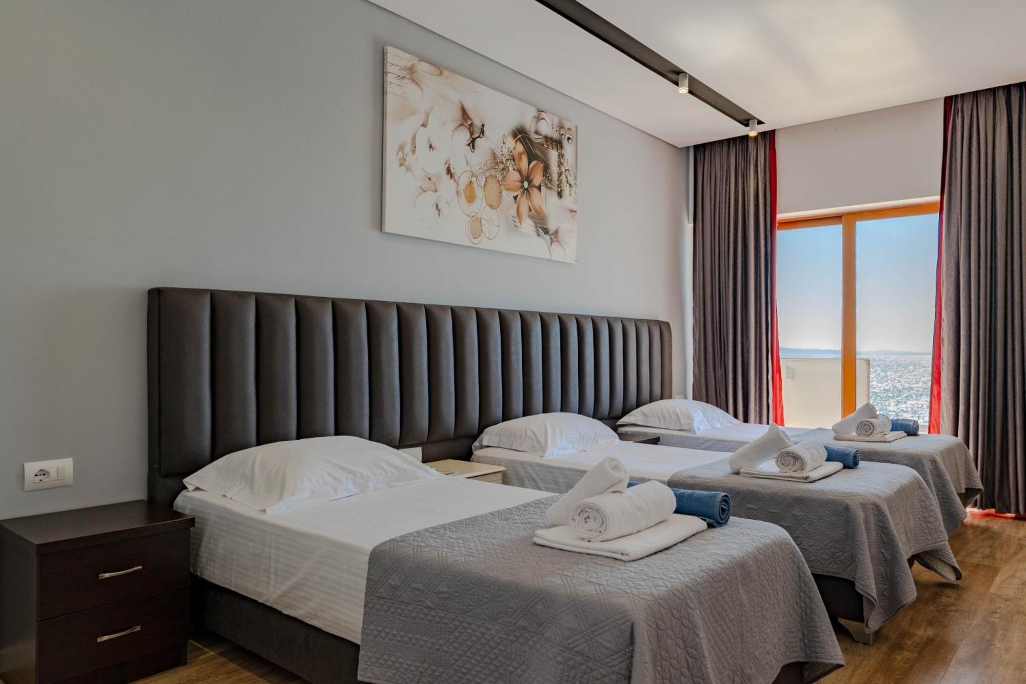 Blue Bay Hotel Sarande Ngoại thất bức ảnh